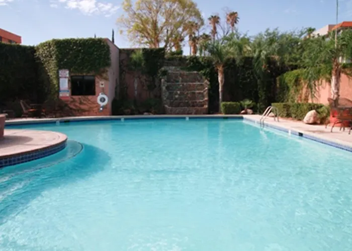 Ramada By Wyndham Viscount East Tucson