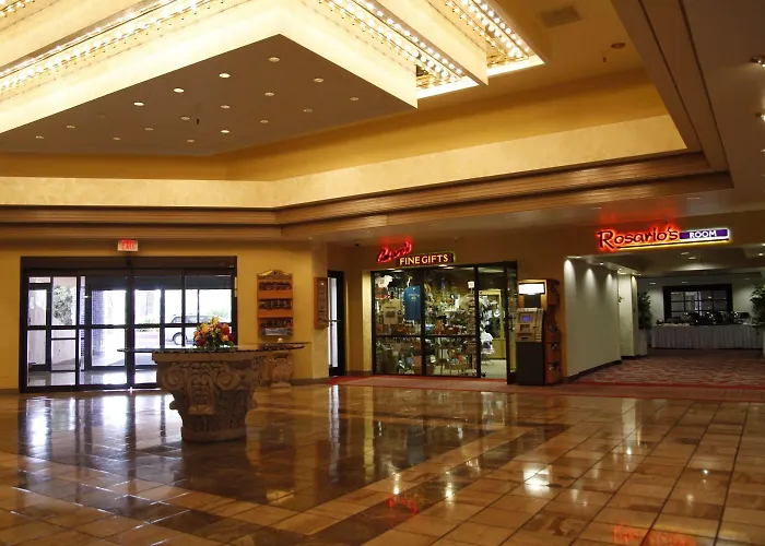 Ramada By Wyndham Viscount East