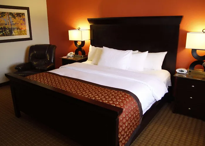 Ramada By Wyndham Viscount East Hotel Tucson