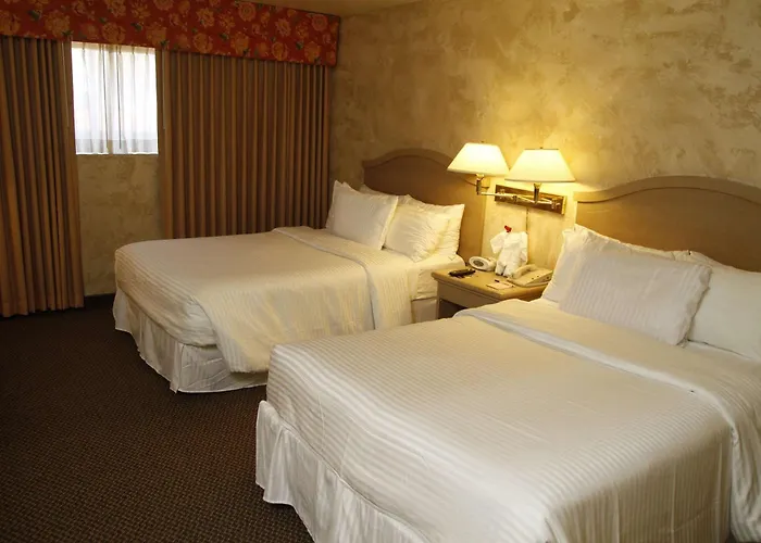 Ramada By Wyndham Viscount East